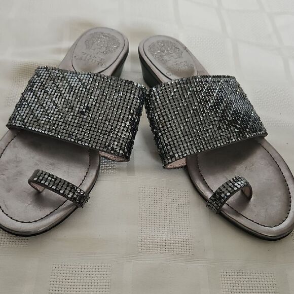 Elegant Silver Slide Sandals - Picture 14 of 16